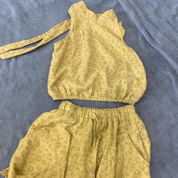 Sadie & Sage Tops - Sadie & Sage 2 piece set